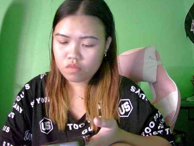 sexykesha11 webcam