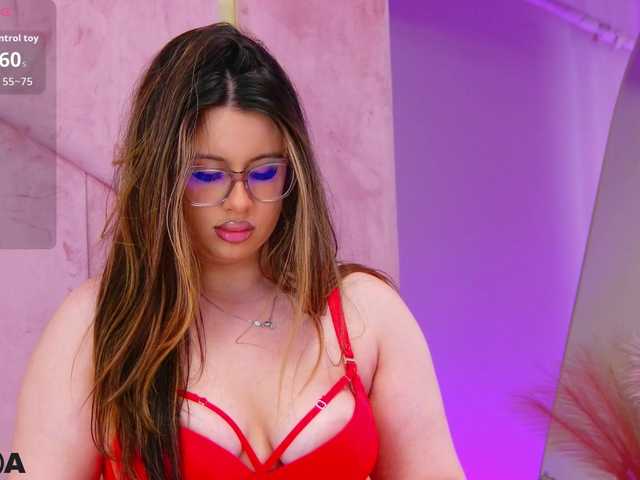RaisaDollX live cam on BongaCams