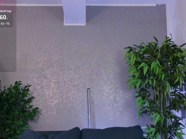 RaisaDollX live cam on BongaCams