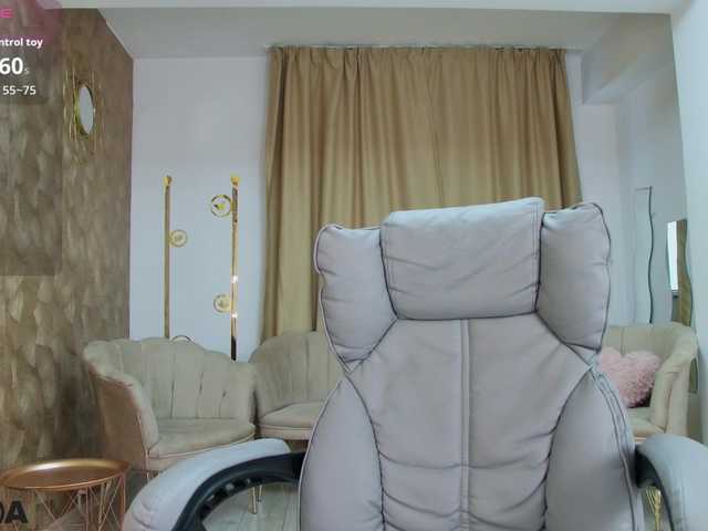 RaisaDollX live cam on BongaCams