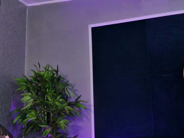 RaisaDollX live cam on BongaCams