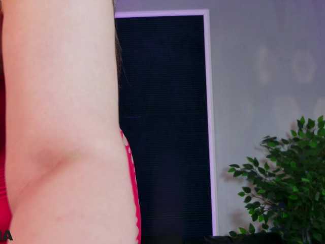 RaisaDollX live cam on BongaCams