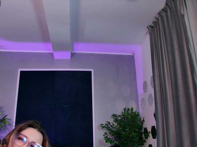 RaisaDollX live cam on BongaCams