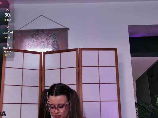 RaisaDollX webcam