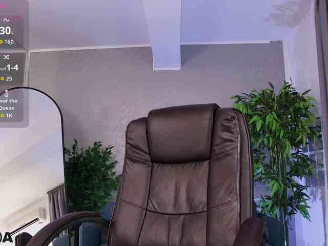 RaisaDollX webcam
