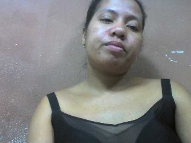 Tharcile live cam on BongaCams