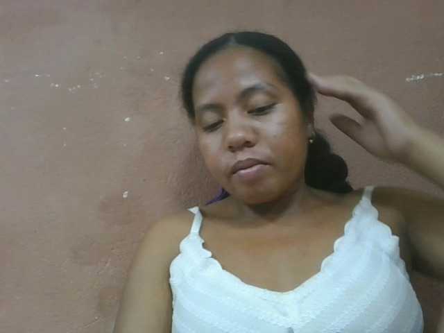 Tharcile live cam on BongaCams