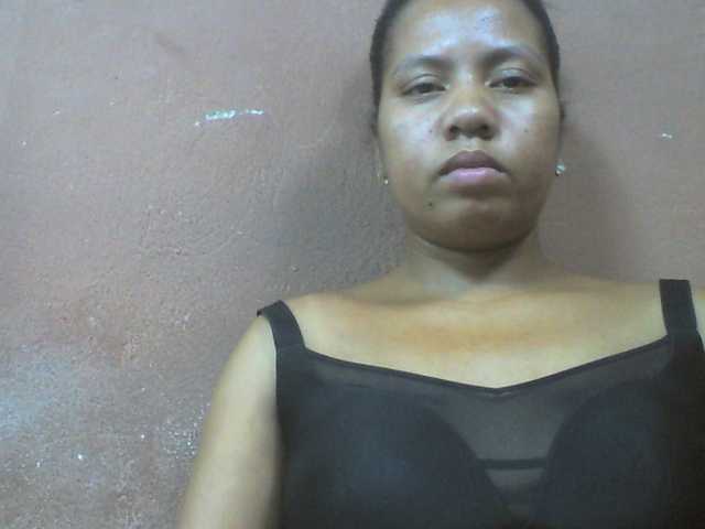 Tharcile live cam on BongaCams