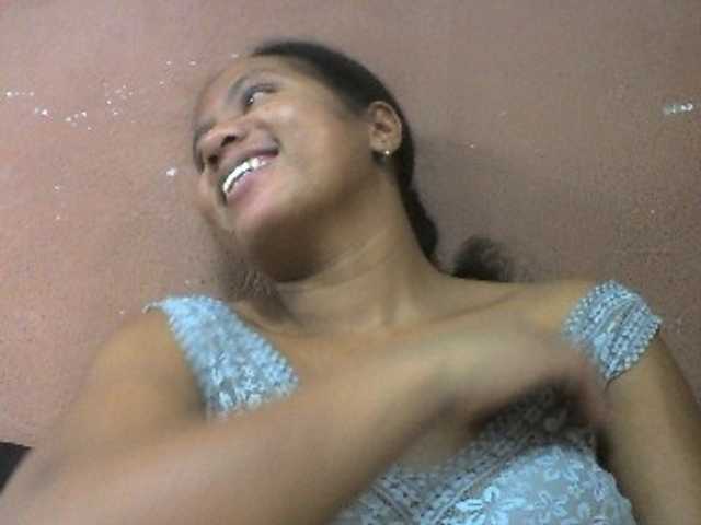 Tharcile live cam on BongaCams
