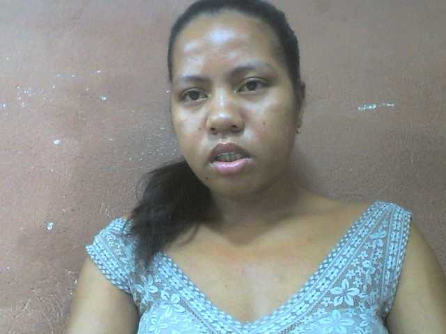 Tharcile live cam on BongaCams
