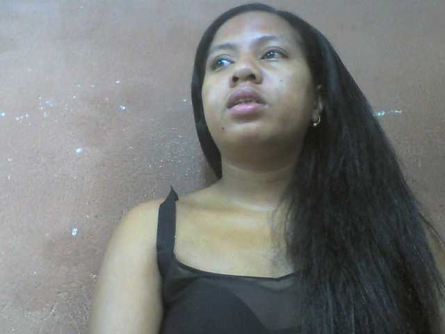 Tharcile live cam on BongaCams