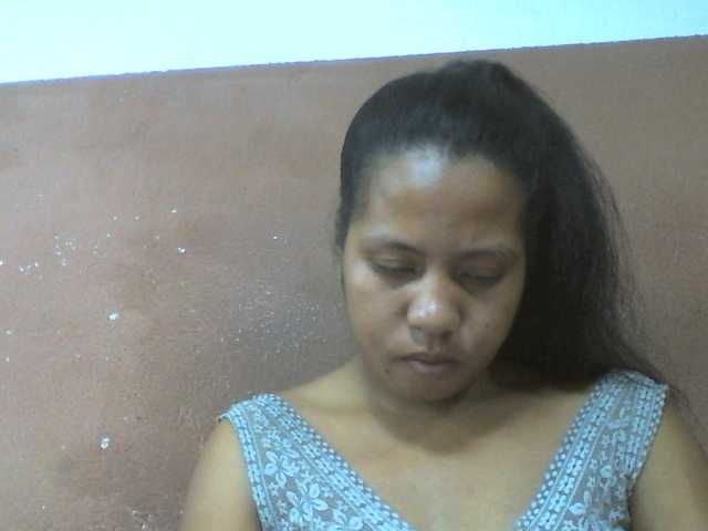 Tharcile live cam on BongaCams