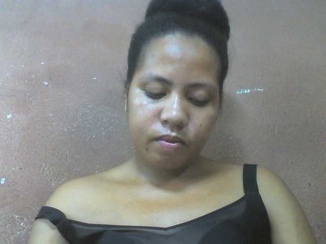 Tharcile live cam on BongaCams