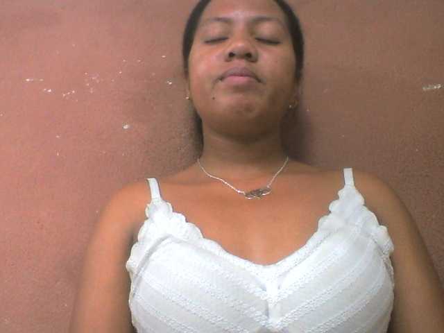 Tharcile live cam on BongaCams