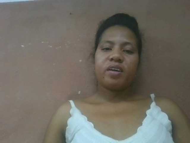 Tharcile live cam on BongaCams