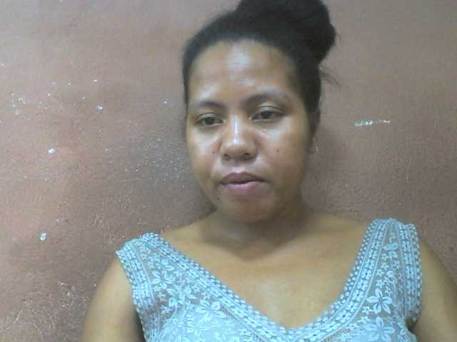 Tharcile live cam on BongaCams