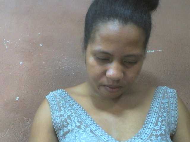 Tharcile live cam on BongaCams