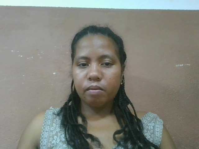 Tharcile live cam on BongaCams
