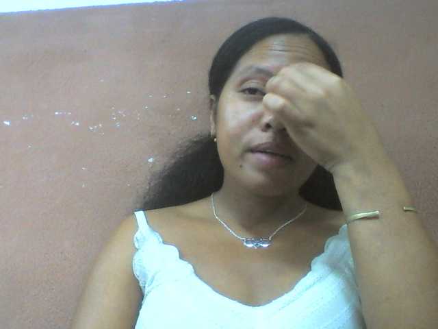Tharcile live cam on BongaCams