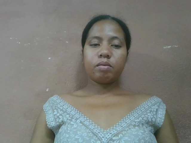 Tharcile live cam on BongaCams