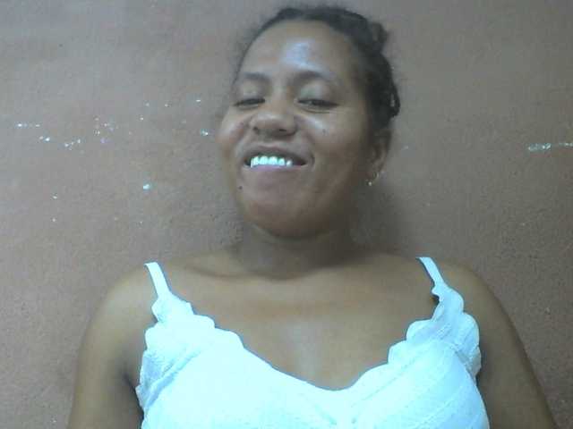 Tharcile live cam on BongaCams