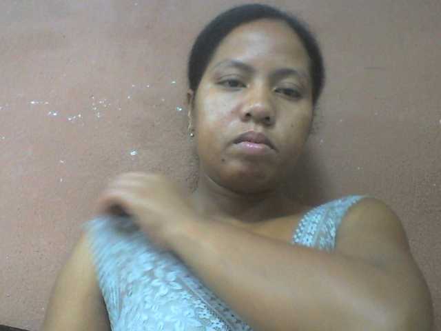 Tharcile live cam on BongaCams