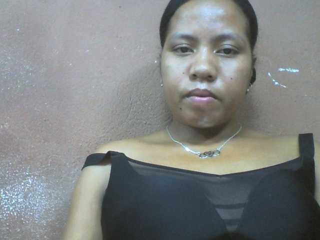 Tharcile live cam on BongaCams