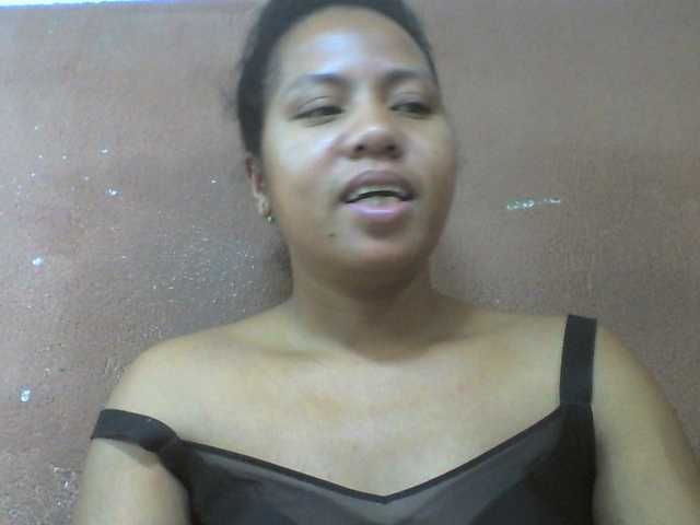Tharcile live cam on BongaCams