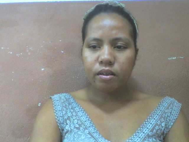 Tharcile live cam on BongaCams