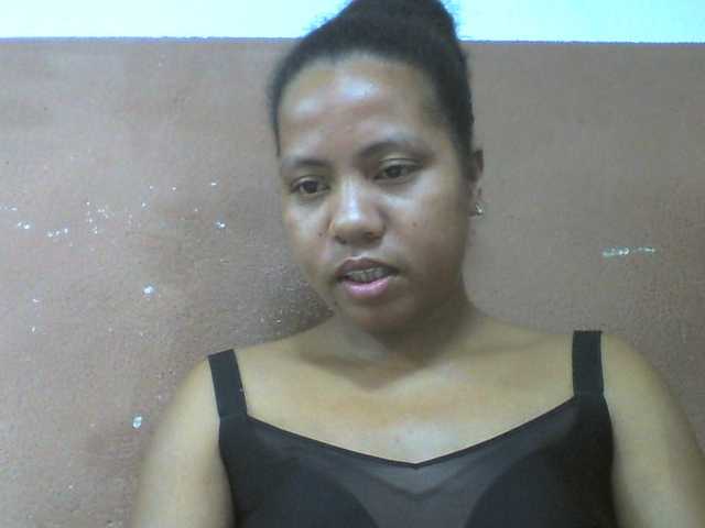 Tharcile live cam on BongaCams