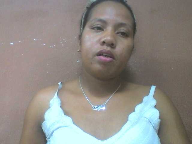 Tharcile live cam on BongaCams