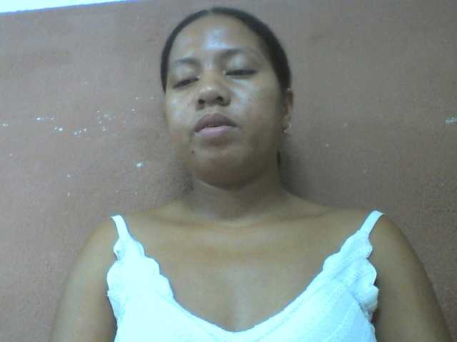 Tharcile live cam on BongaCams