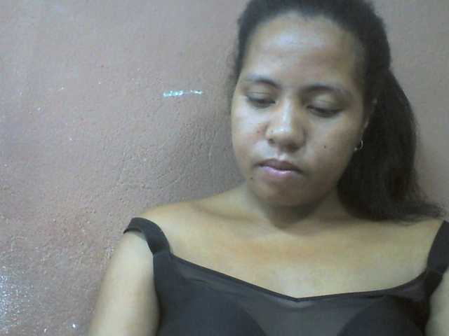 Tharcile live cam on BongaCams