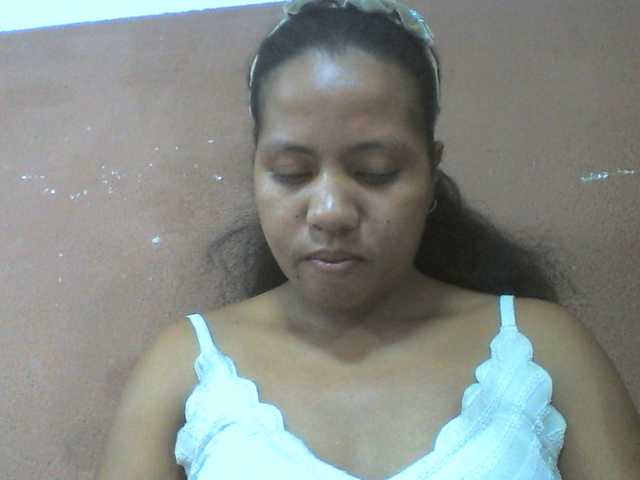 Tharcile live cam on BongaCams