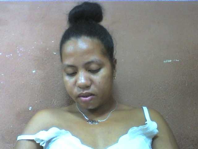 Tharcile live cam on BongaCams