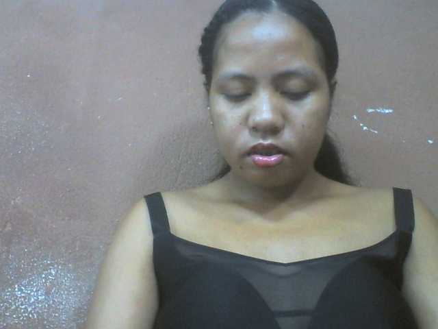 Tharcile live cam on BongaCams