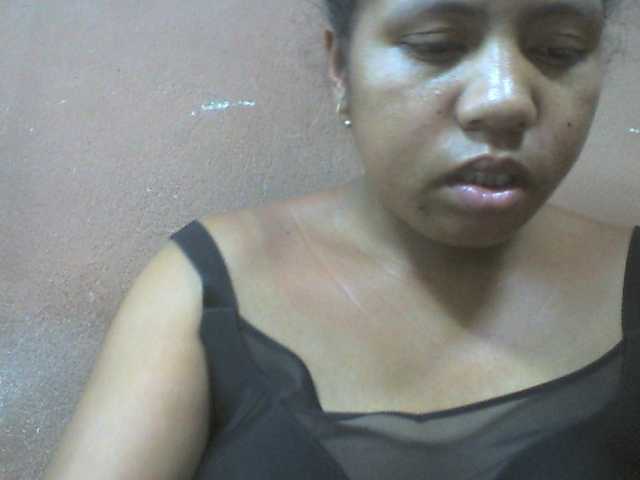 Tharcile live cam on BongaCams