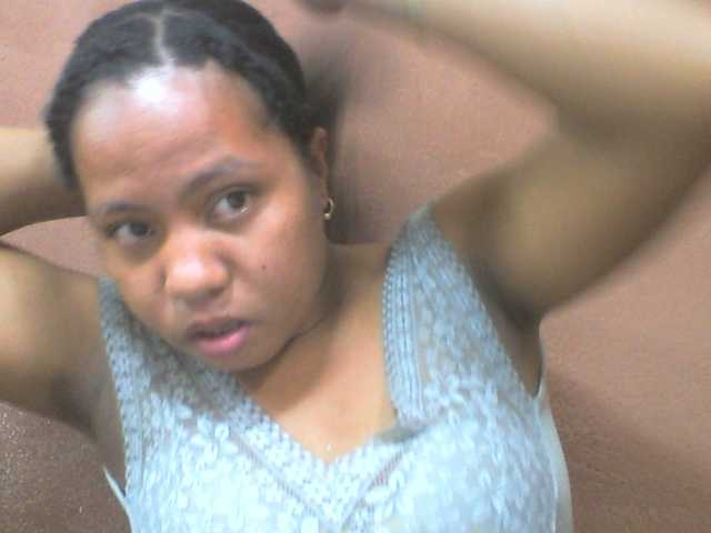 Tharcile live cam on BongaCams