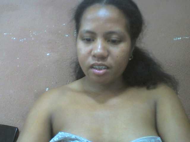 Tharcile live cam on BongaCams