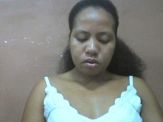 Tharcile live cam on BongaCams