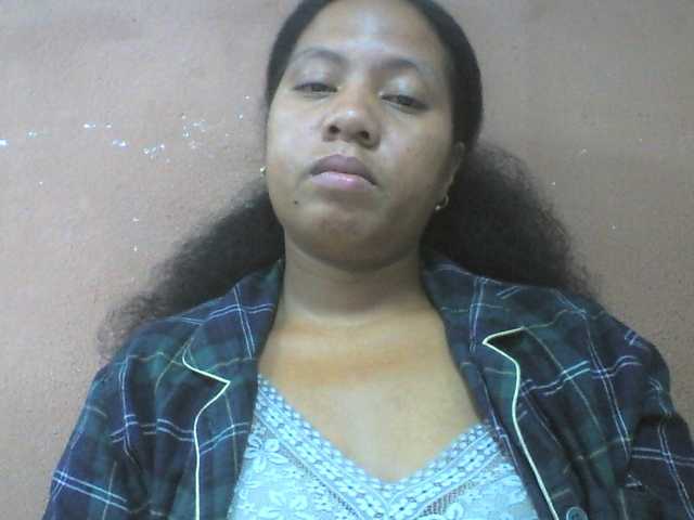 Tharcile live cam