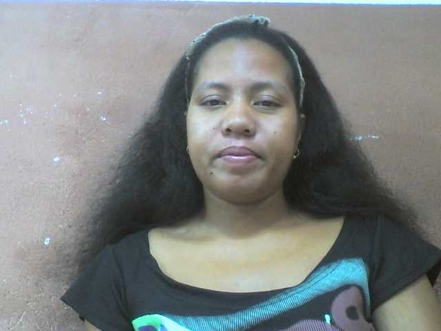 Tharcile live cam on BongaCams