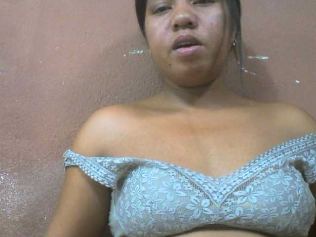 Tharcile live cam on BongaCams