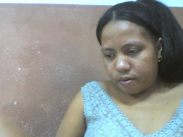 Tharcile live cam on BongaCams