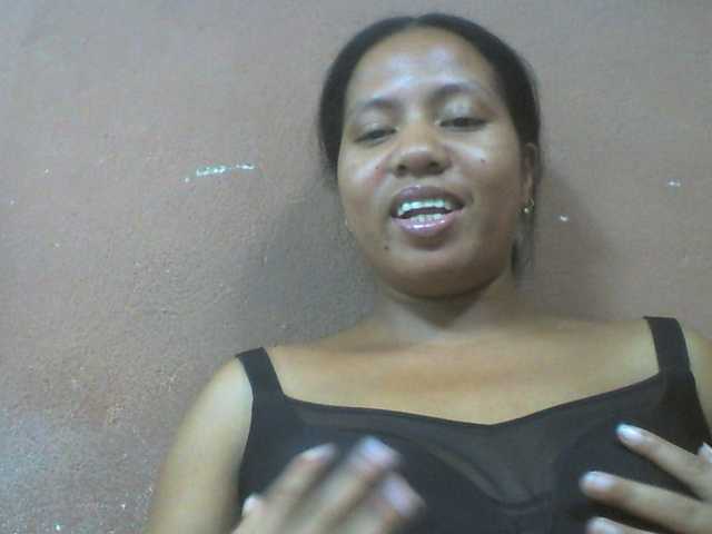 Tharcile live cam on BongaCams