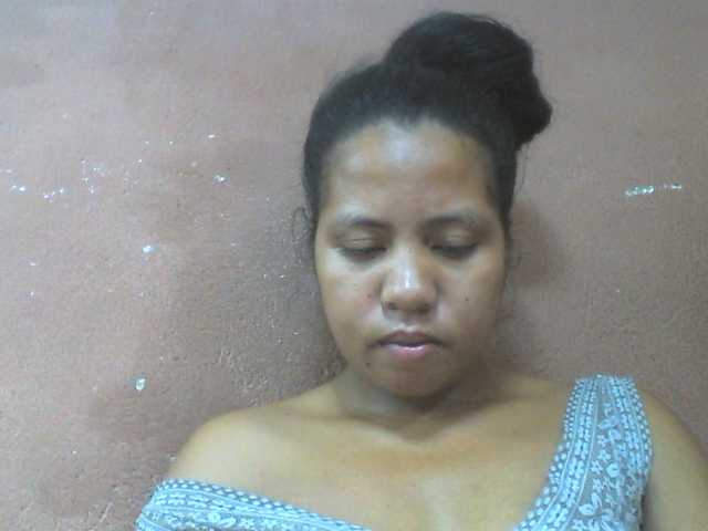 Tharcile live cam on BongaCams