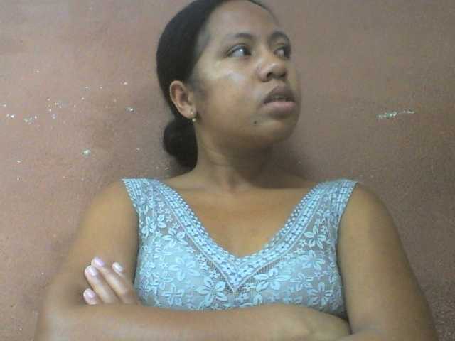 Tharcile live cam on BongaCams