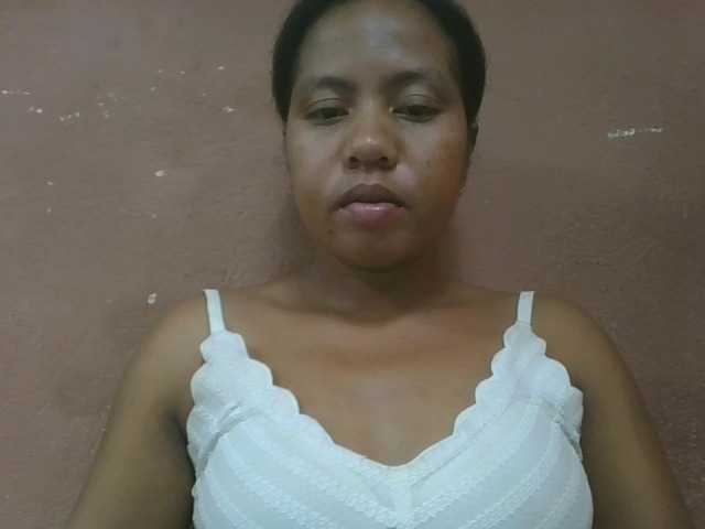 Tharcile live cam on BongaCams