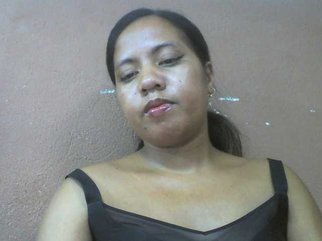 Tharcile live cam on BongaCams