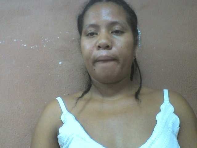 Tharcile live cam on BongaCams